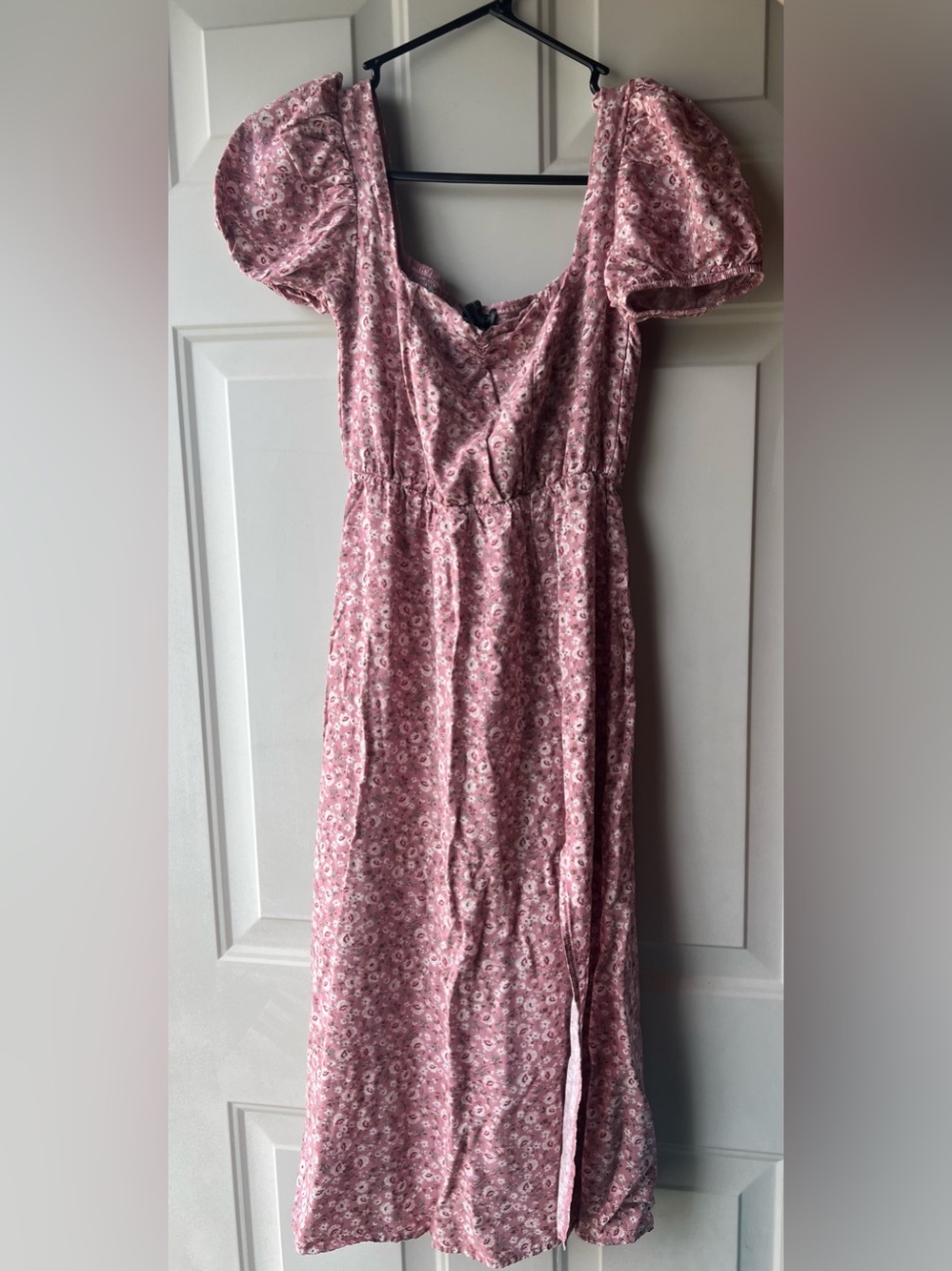 Streetwear Society Pink Rose Floral Midi Dress
